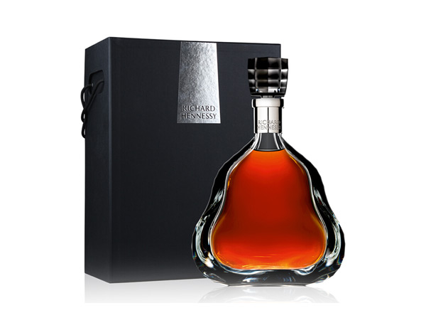 永川收购轩尼诗李察XO回收Hennessy洋酒干邑白兰地700ml