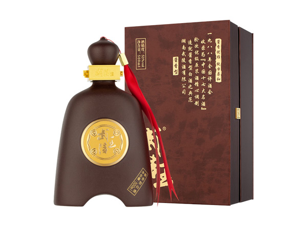 永川武陵酒回收武陵王武王礼盒装白酒