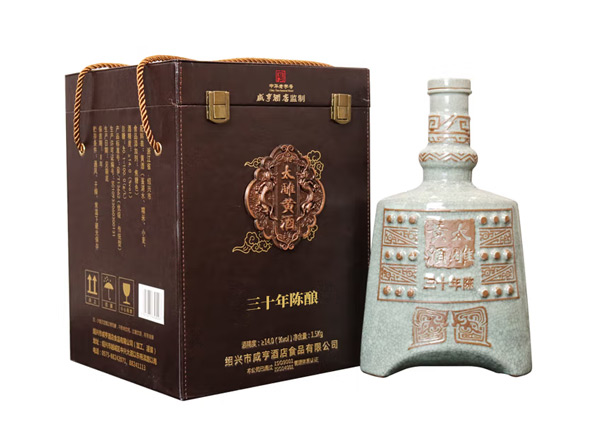 永川咸亨酒店太雕黄酒回收太雕三十年陈酿绍兴黄酒1.5kg礼盒装